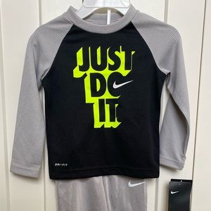 Nike toddler set